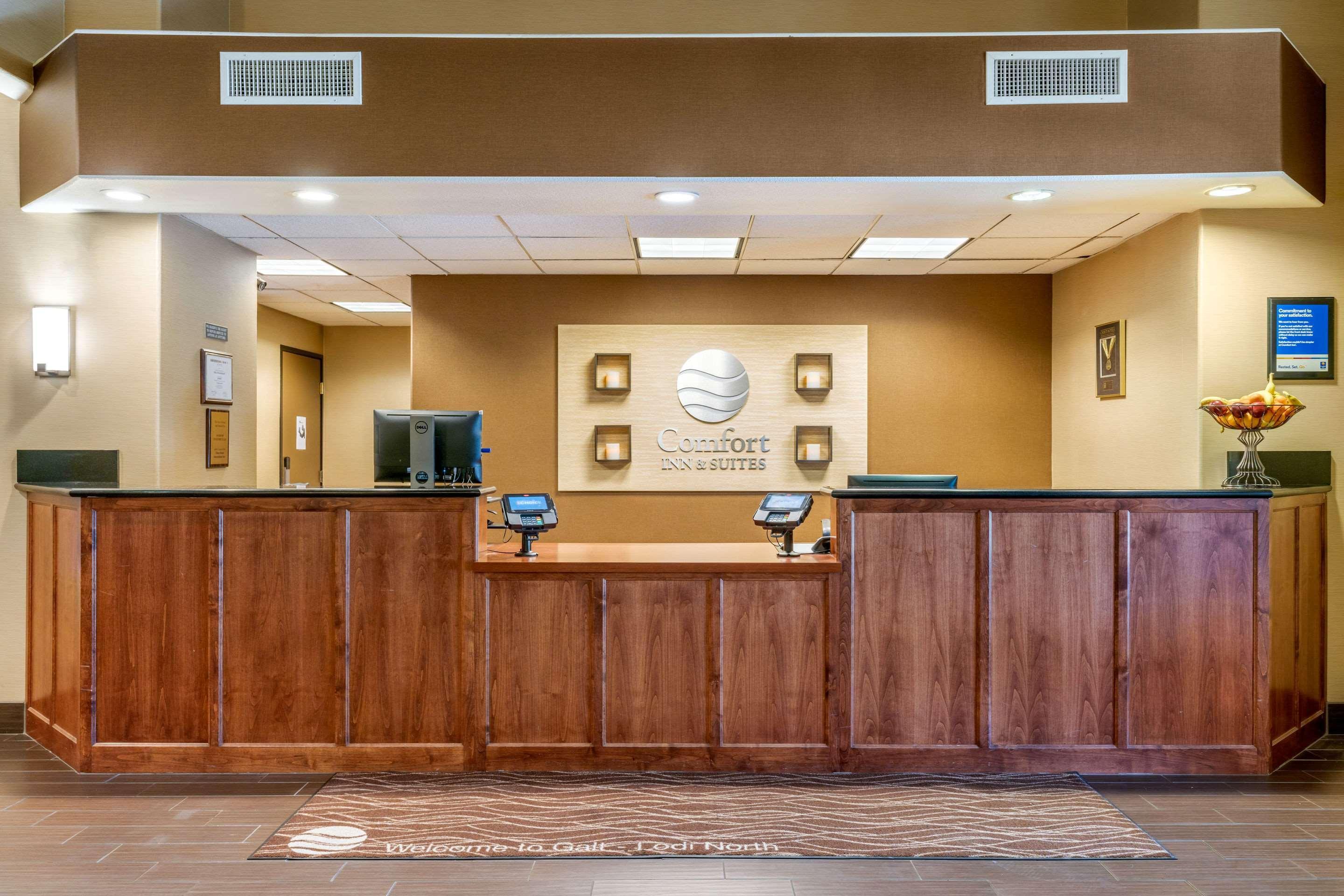 Comfort Inn & Suites Galt - Lodi North Esterno foto