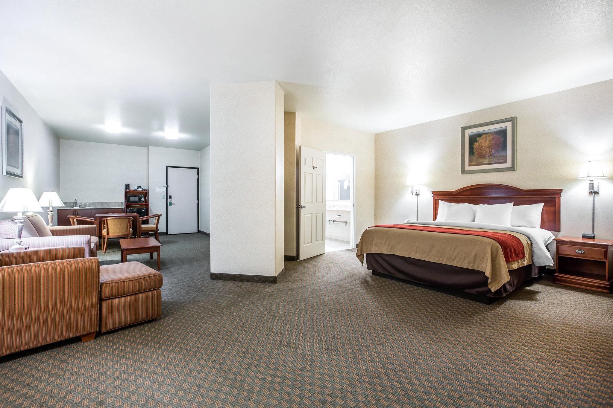 Comfort Inn & Suites Galt - Lodi North Esterno foto