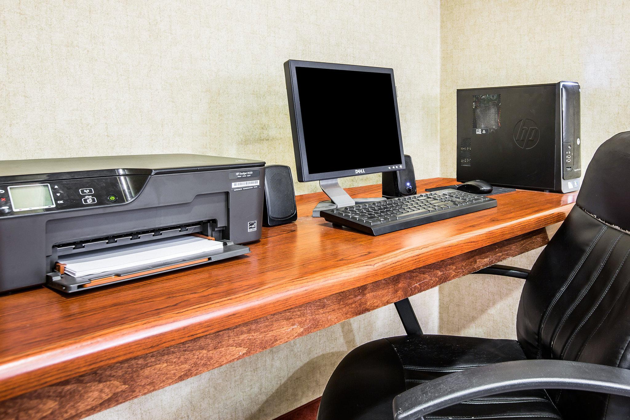 Comfort Inn & Suites Galt - Lodi North Esterno foto